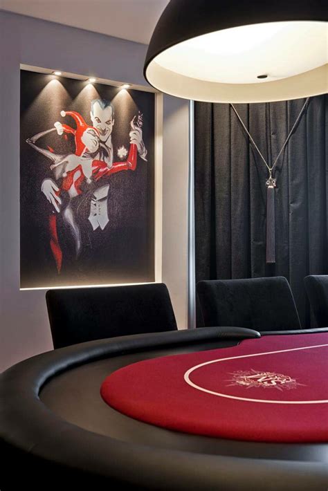 Nápoles sala de poker